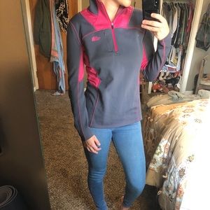 {SOLD}North Face Half Zip Up